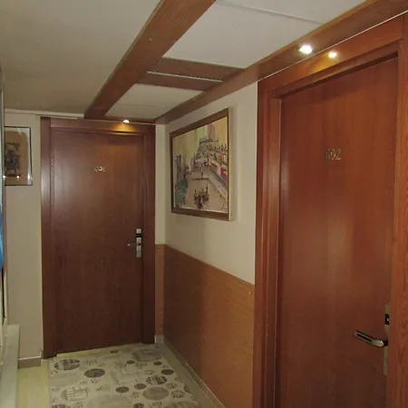 Hotel Kadikoy 2*