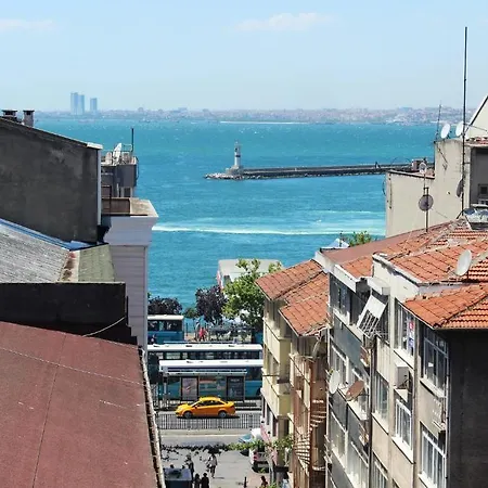 Kadikoy 2*